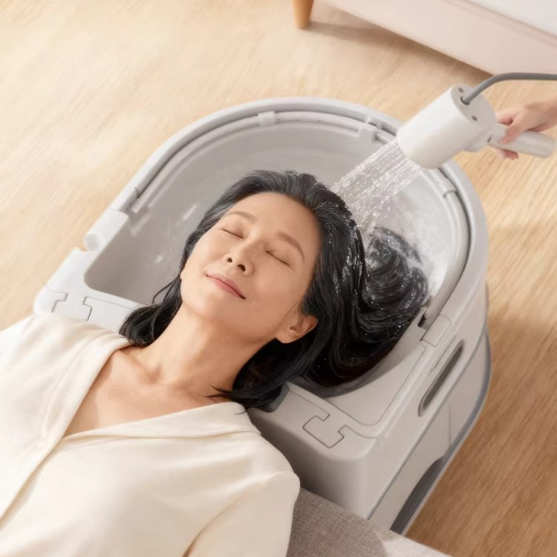 휴대용 머리 세척대, 노인 여성 및 침대에 누워 있는  - Hair Care Hospital 리뷰 및 가격
